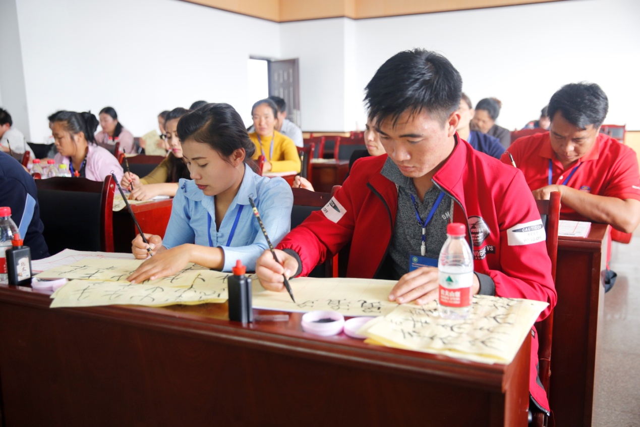 说明: C:\Users\ADMINI~1\AppData\Local\Temp\WeChat Files\c4d260f9dc804653e62ad379ed0f0c9.jpg