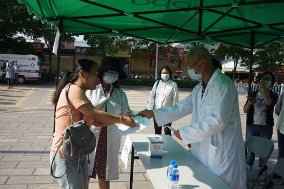 说明: H:\www.2396196827.com照片\2020\4月\疫情防控演练\DSC04494.JPG