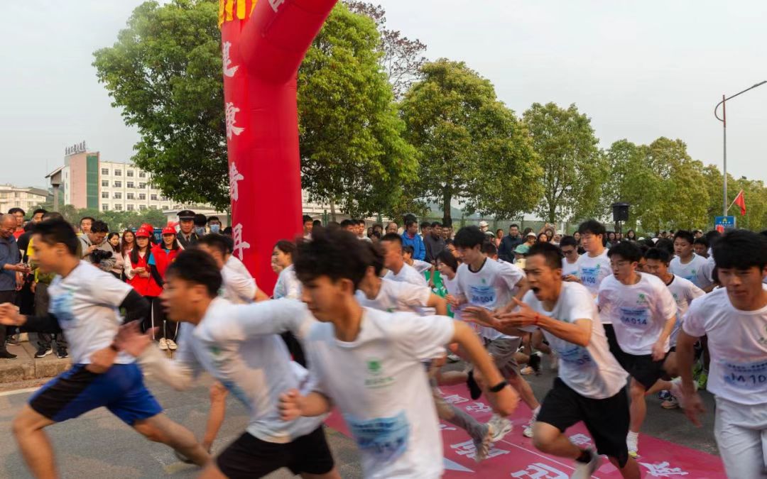 bd0982b112e3384bebb63811b0514ad