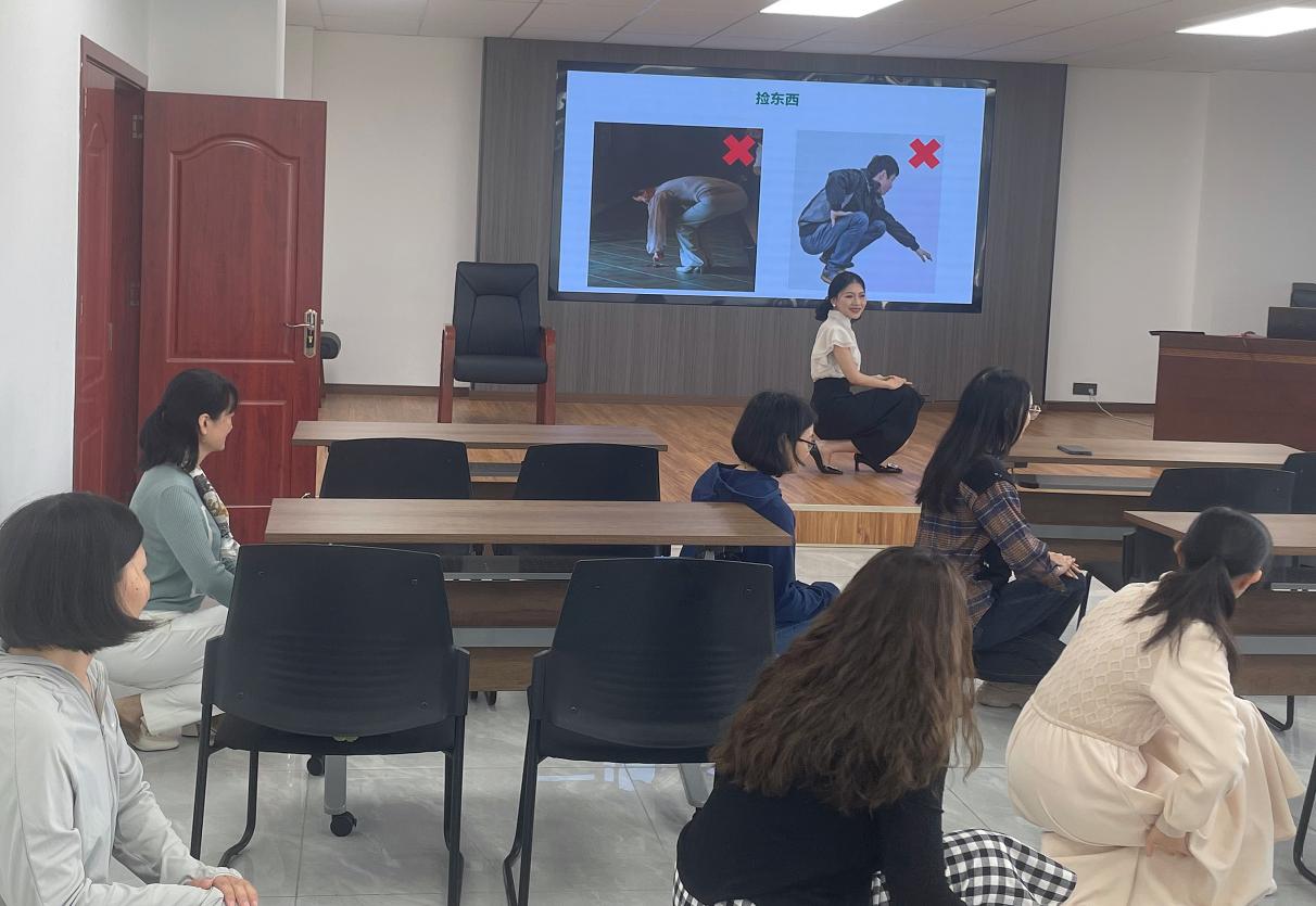 80df2278631a46b570f5e782a57a0a5