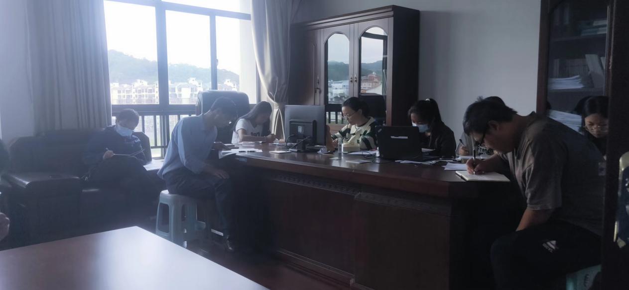 说明: aae9b60771e7dd2f46b3107131f0897