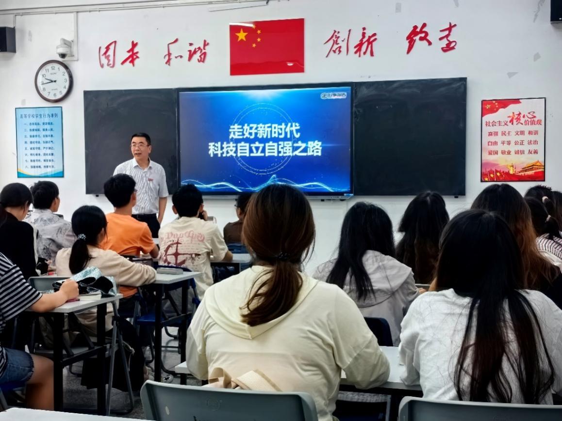 C:\Users\l\Documents\WeChat Files\wxid_s566j0xu0rod21\FileStorage\Temp\50a57e7635119c3e94ad2aa73b83599.jpg