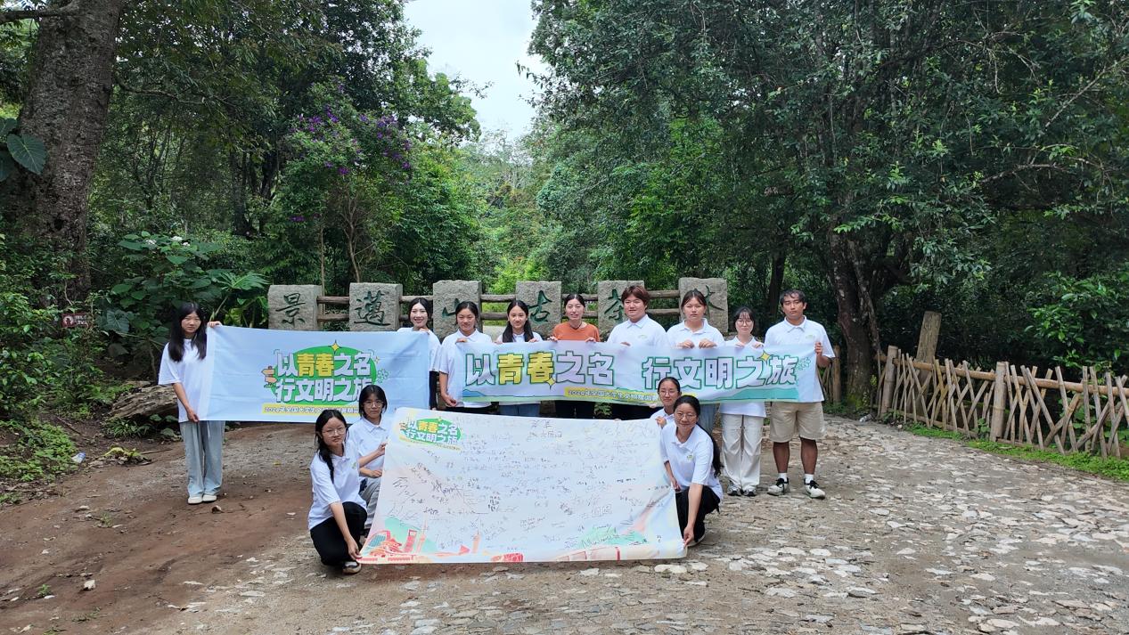 db0d07ff904f9ec12fb38461cf08d89